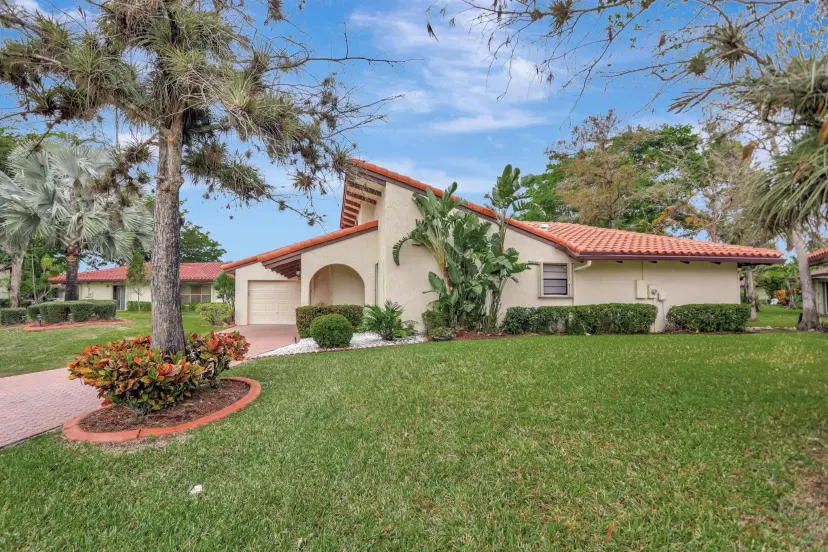 Picture of 7909 Hibiscus Circle 58, Tamarac FL 33321