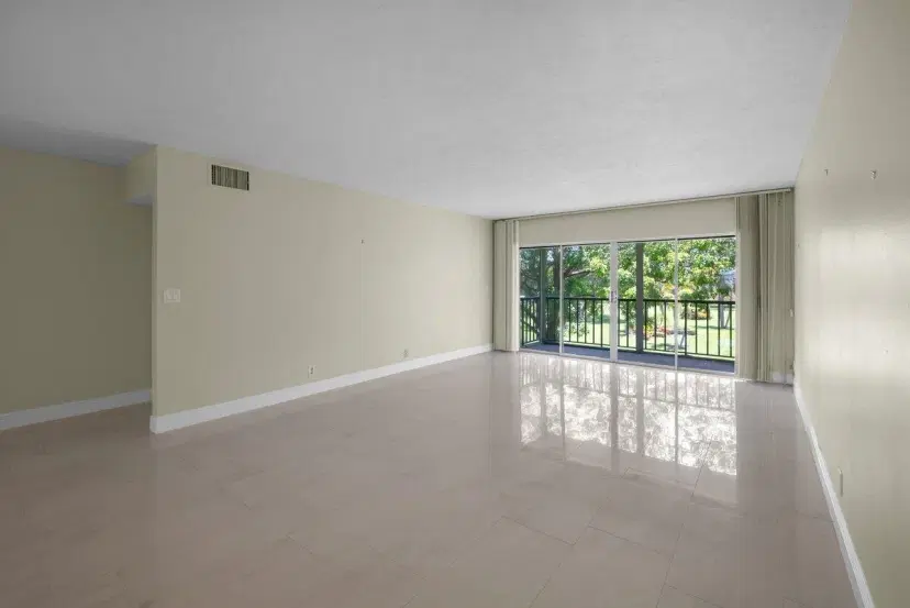 Picture of 300 N Highway A1A 306O, Jupiter FL 33477