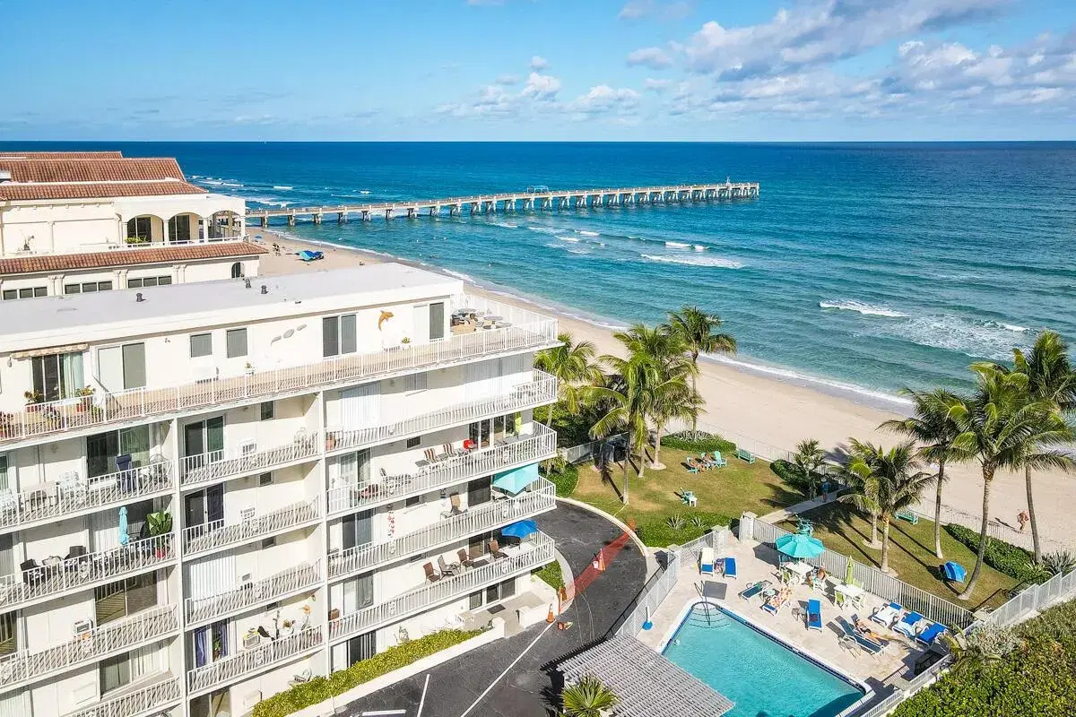 Picture of 3030 S Ocean Boulevard S 437, Palm Beach, FL 33480