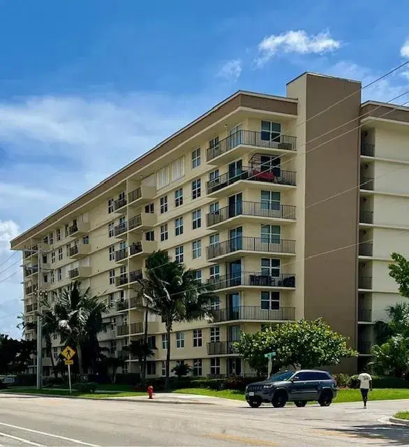 Picture of 1009 N Ocean Blvd 613, Pompano Beach, FL 33062