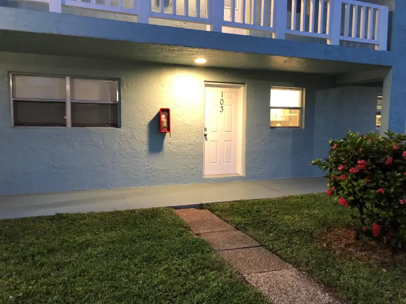 Picture of 606 SW Natura Boulevard 103, Deerfield Beach FL 33441