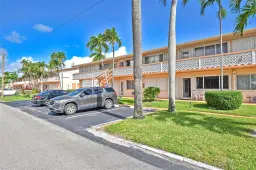 Picture of 925 SW 11Th Ave J-17, Hallandale Beach, FL 33009