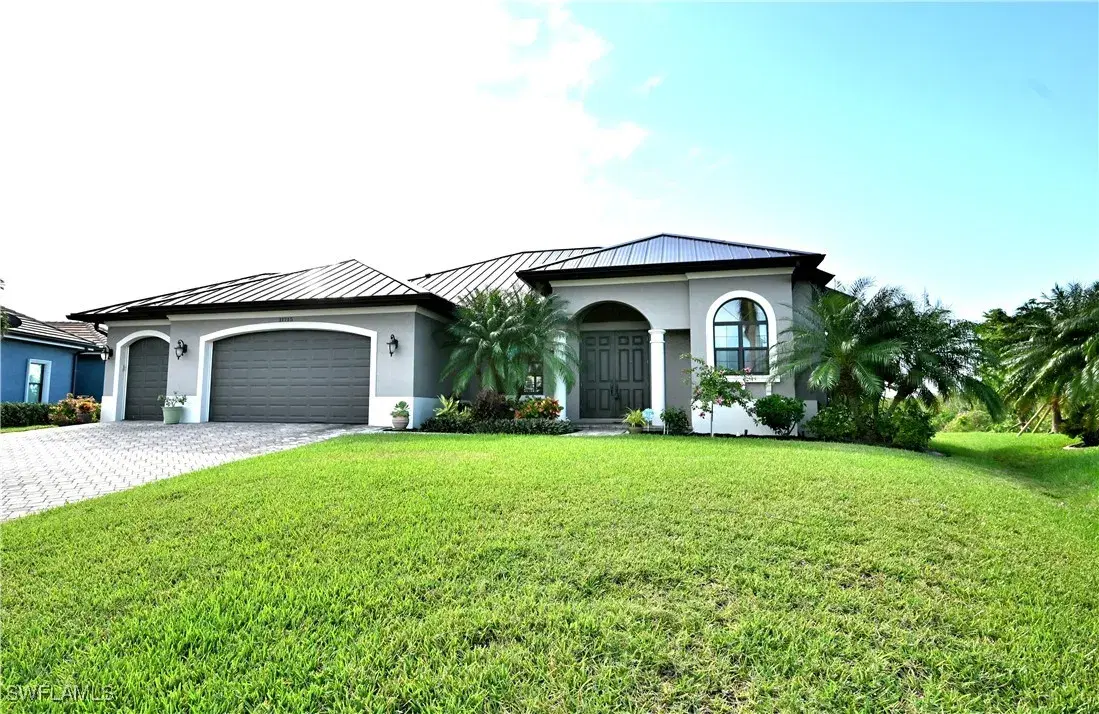 Picture of 11715 Royal Tee Cir, Cape Coral, FL 33991