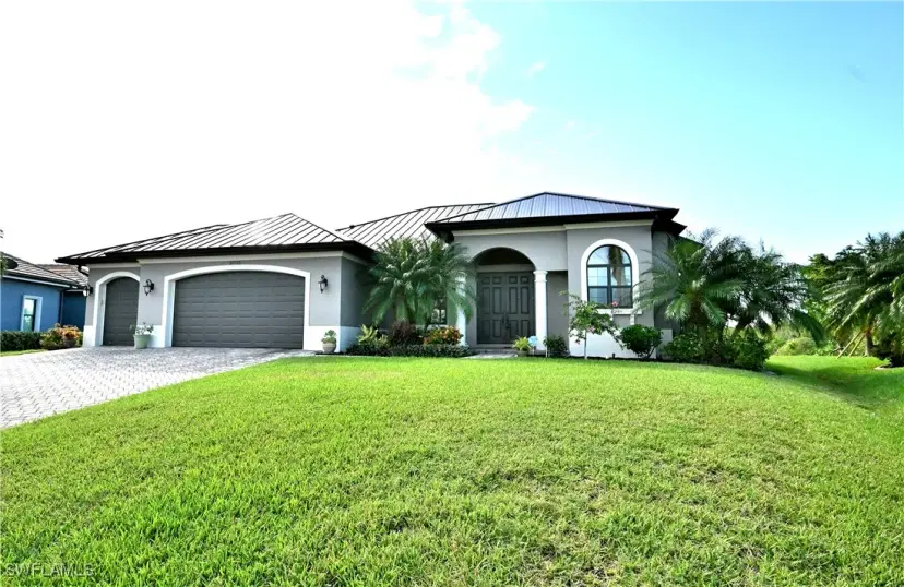 Picture of 11715 Royal Tee Cir, Cape Coral FL 33991