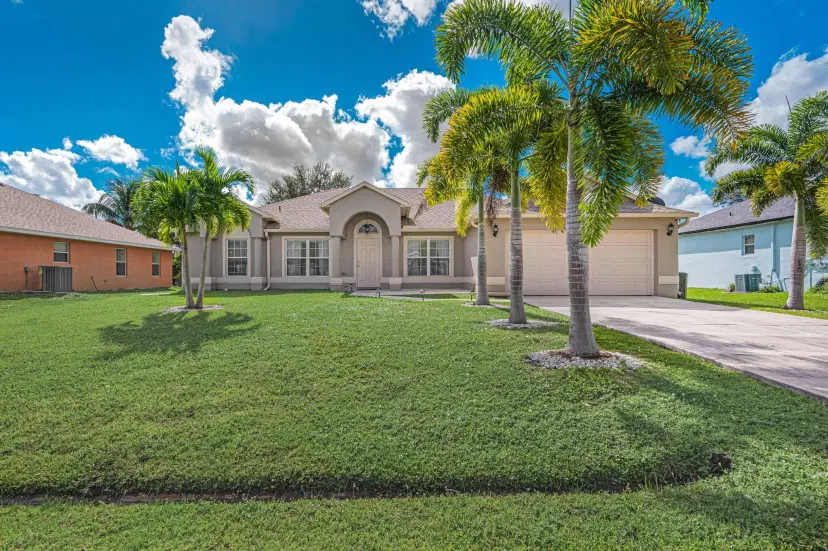 Picture of 1450 SW Leisure Lane, Port St Lucie FL 34953