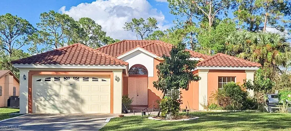 Picture of 6225 Green Blvd, Naples, FL 34116