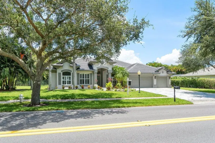 Picture of 8369 SE Island Way, Jupiter FL 33458