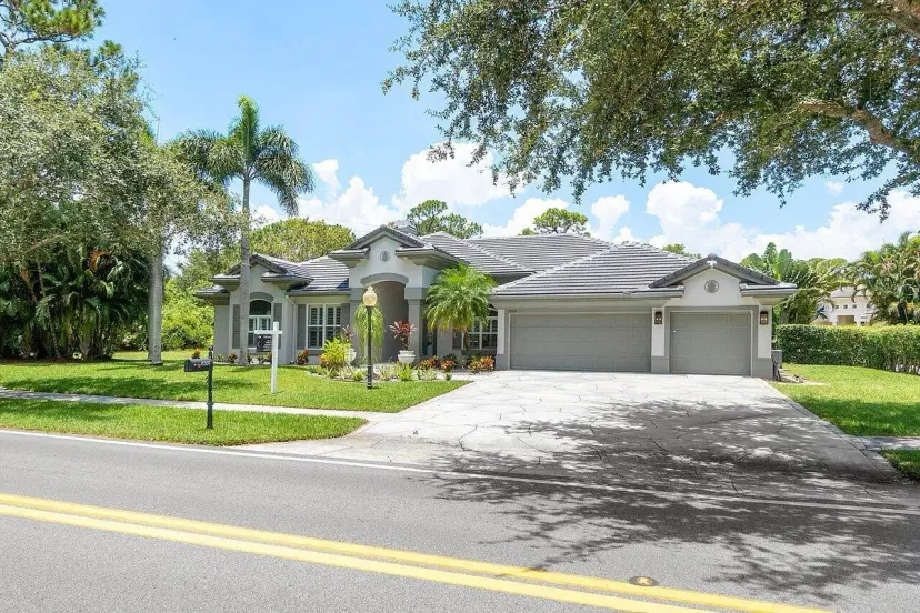 Picture of 8369 SE Island Way, Jupiter FL 33458