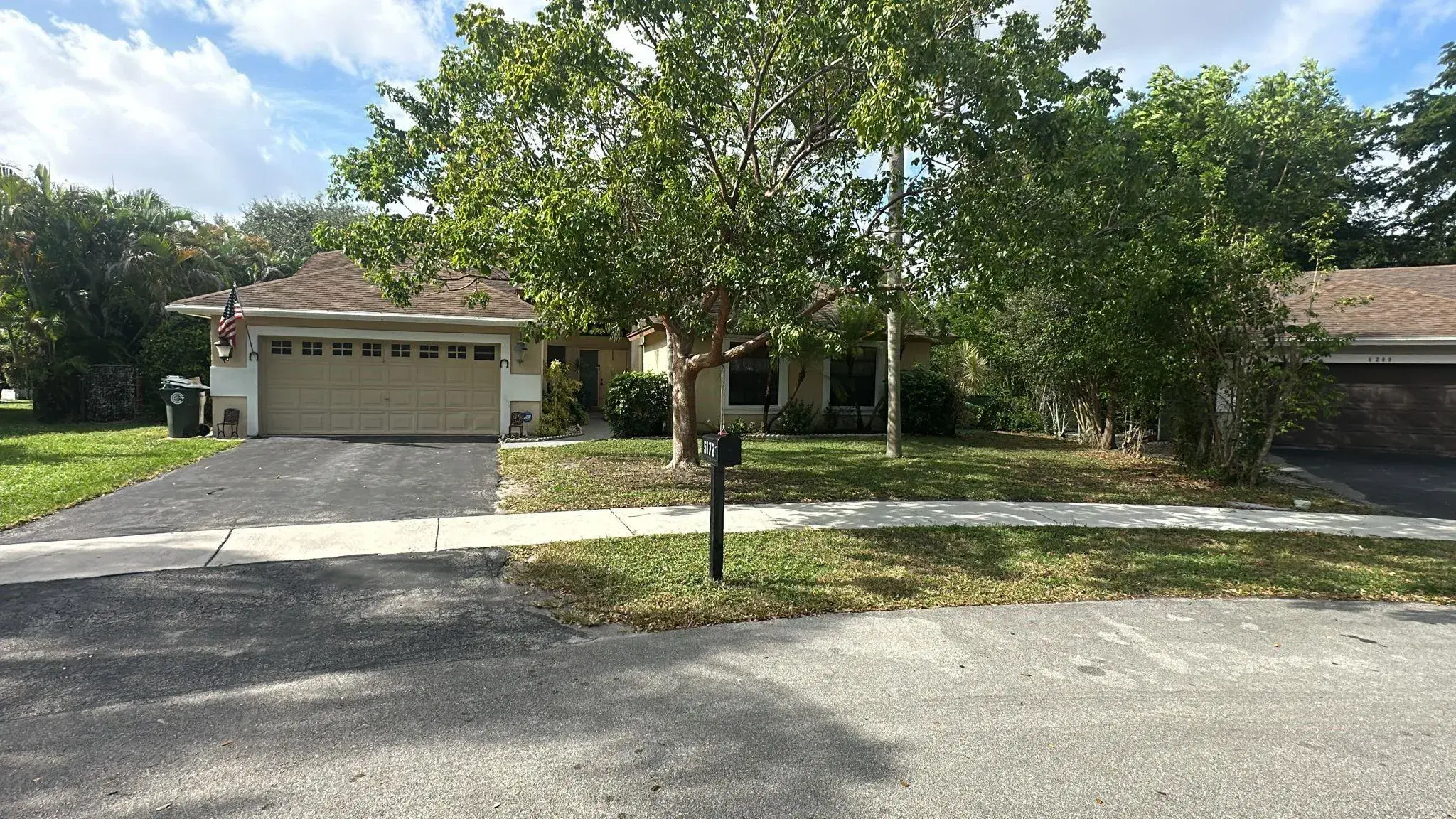 Picture of 5172 NW 53Rd Ave, Coconut Creek, FL 33073