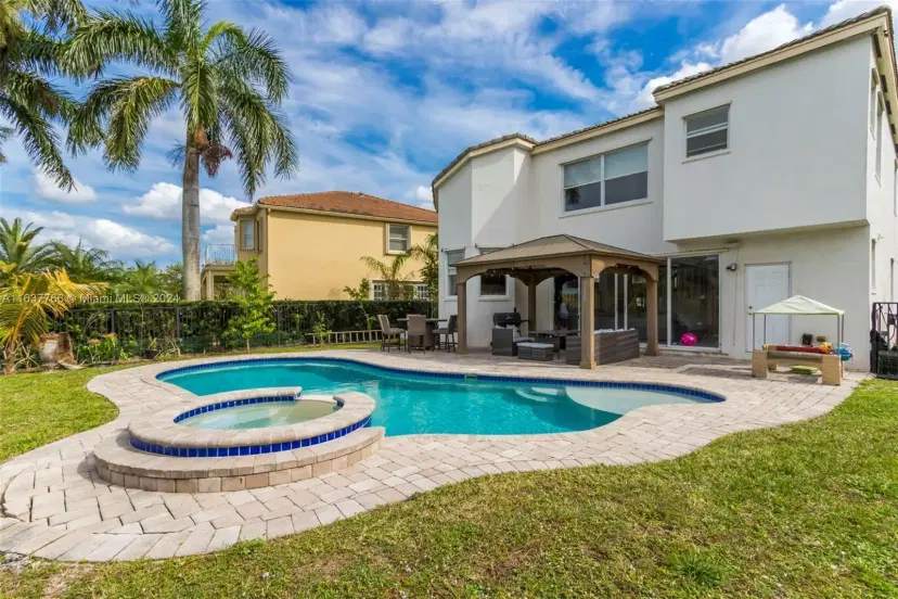 Picture of 9851 Woolworth Court, Wellington FL 33414