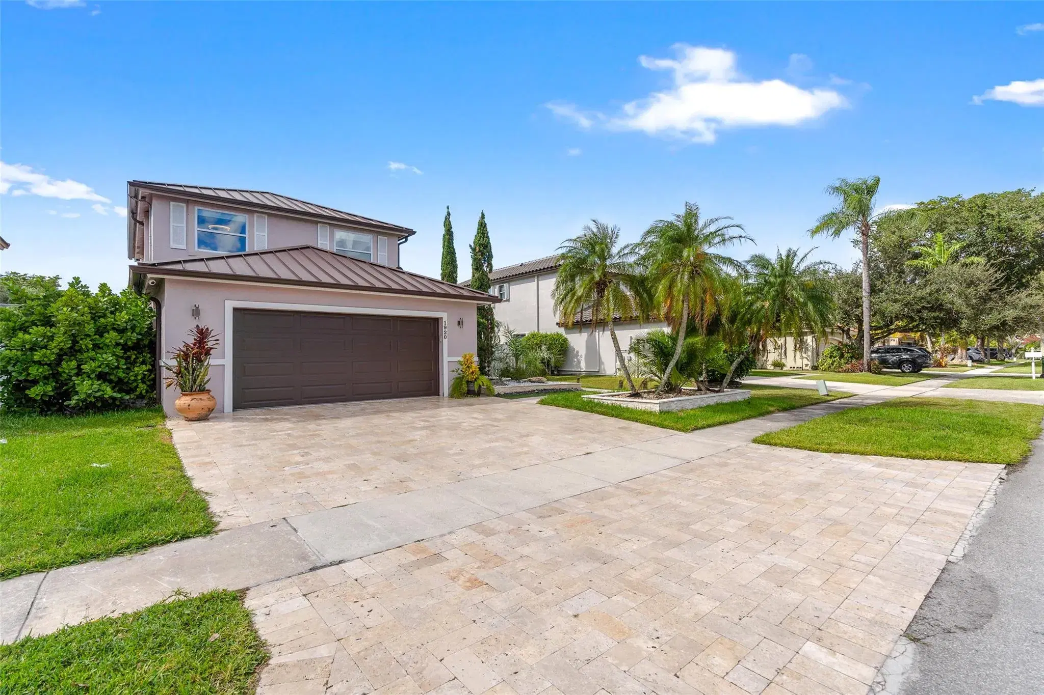 Picture of 1920 NW 180Th Way, Pembroke Pines, FL 33029