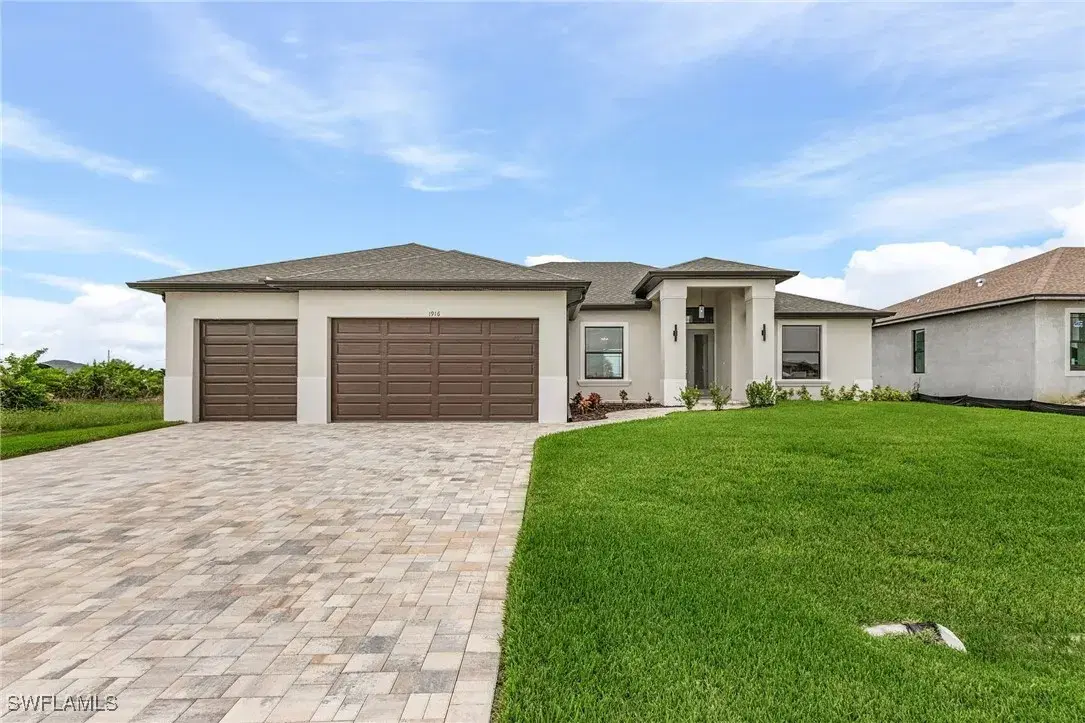 Picture of 106 SW 33Rd Pl, Cape Coral, FL 33991