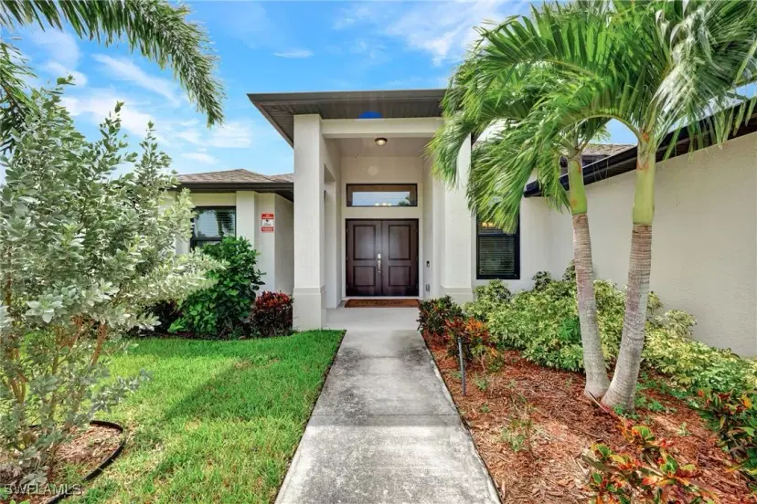 Picture of 606 SE 4Th St, Cape Coral FL 33990