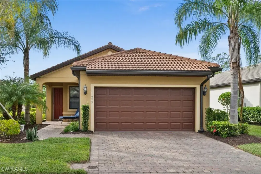 Picture of 11273 Carlingford Rd, Fort Myers, FL 33913