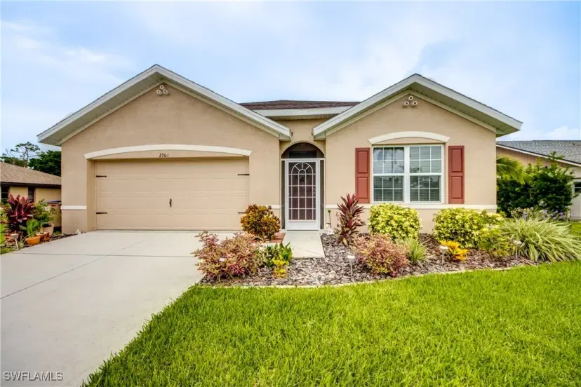 Picture of 2301 SW 38Th Ter, Cape Coral FL 33914