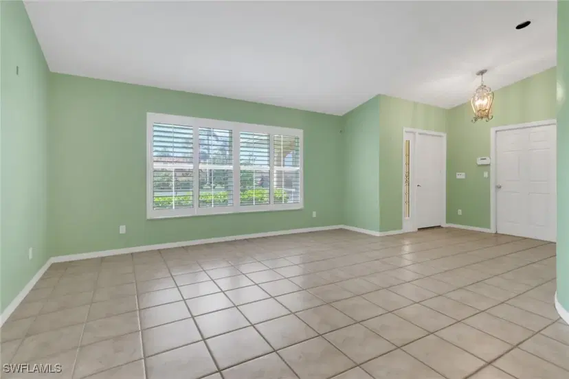 Picture of 1030 Moon Lake Dr, Naples FL 34104