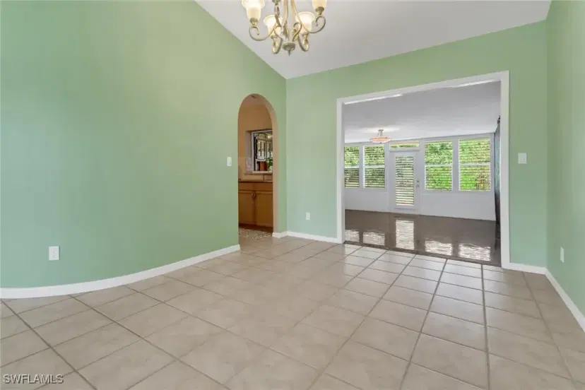 Picture of 1030 Moon Lake Dr, Naples FL 34104