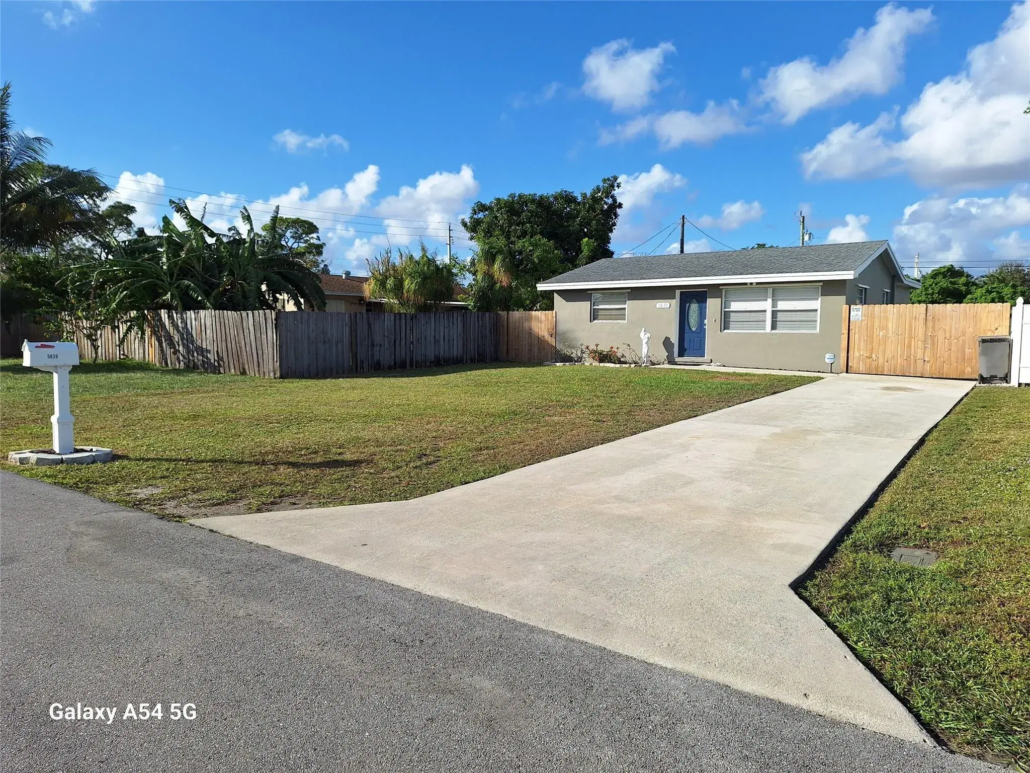 Picture of 5839 Mango Rd, West Palm Beach, FL 33413