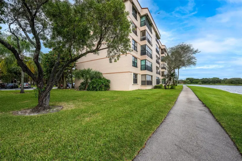 Picture of 2766 S Carambola 403, Coconut Creek FL 33066