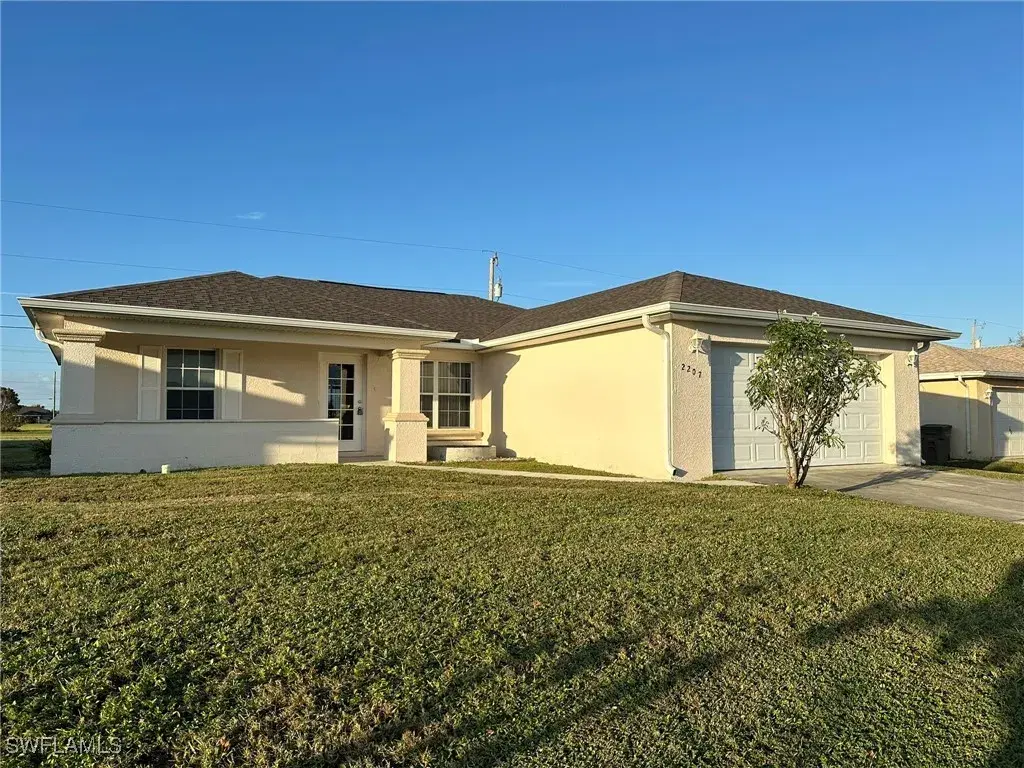 Picture of 2207 NE 15Th Ln, Cape Coral, FL 33909