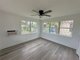 Picture of 657 W 4Th St, Riviera Beach, FL 33404