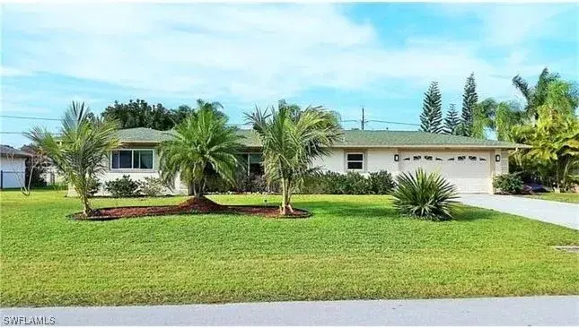 Picture of 115 Willoughby Dr, Naples FL 34110