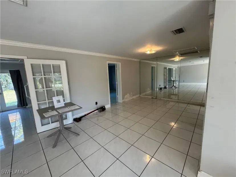 Picture of 115 Willoughby Dr, Naples FL 34110