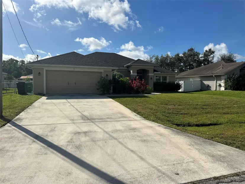 Picture of 5834 NW Gillespie Ave, Port St Lucie FL 34986