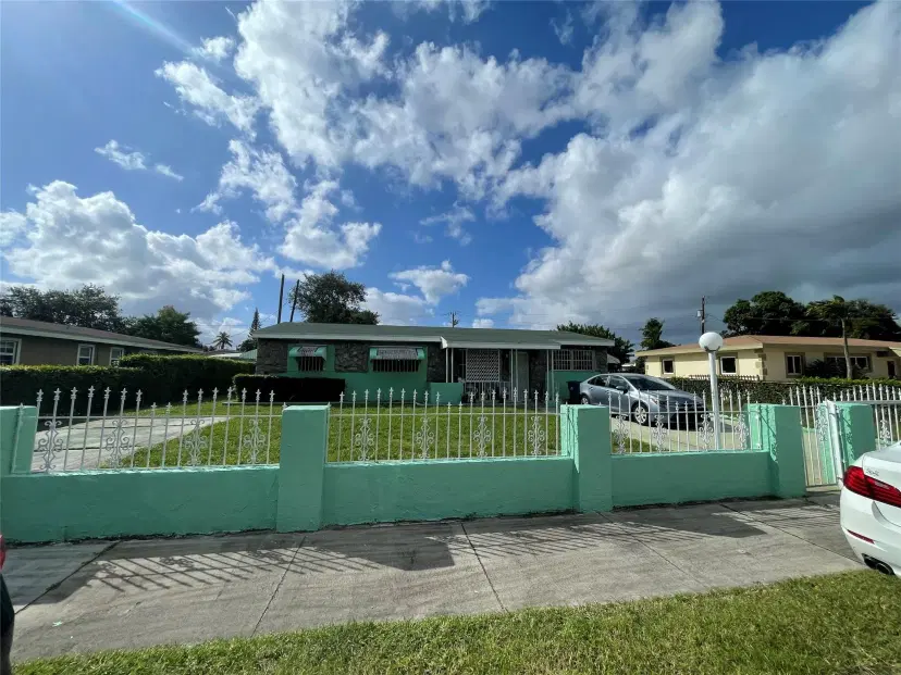 Picture of 17140 NW 31St Ave, Miami Gardens FL 33056