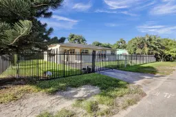 Picture of 30 NE 139Th St, North Miami, FL 33161