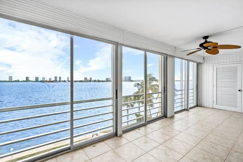 Picture of 501 Lake Shore Drive 505, Lake Park FL 33403