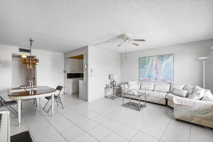 Picture of 4047 Cambridge C 4047, Deerfield Beach FL 33442