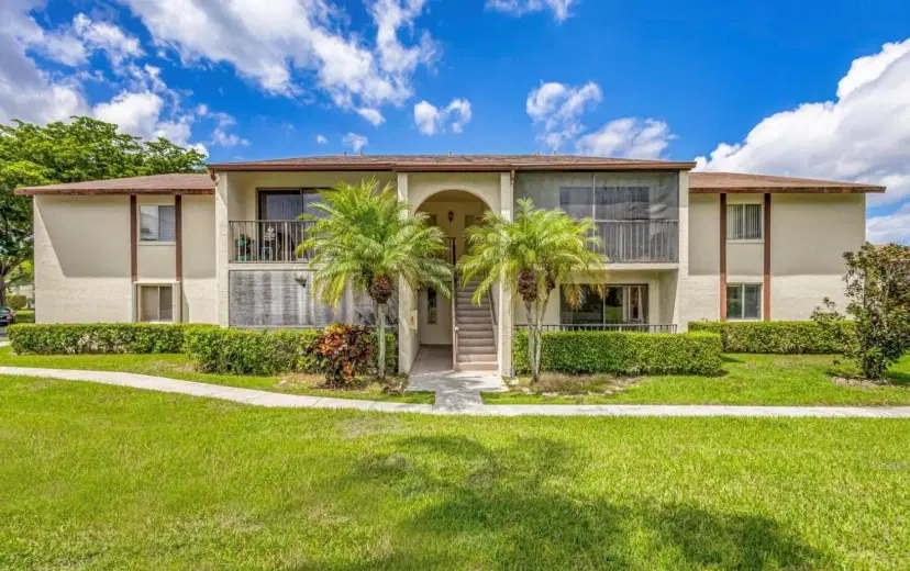 Picture of 4821 Sable Pine Circle B1, West Palm Beach FL 33417