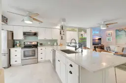 Picture of 127 Yacht Club Way 111, Hypoluxo, FL 33462