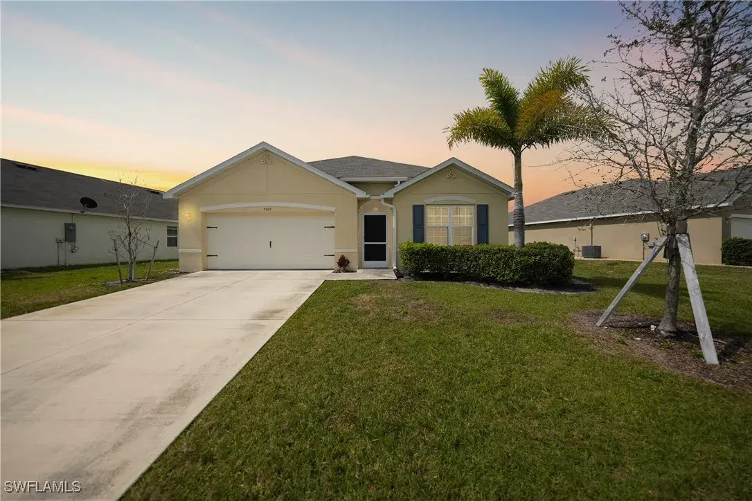 Picture of 7053 Waterford Pkwy, Punta Gorda, FL 33950