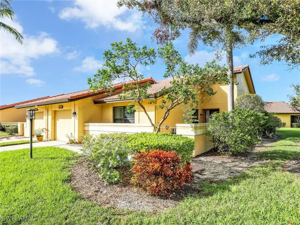 Picture of 5348 Governors Dr, Fort Myers, FL 33907