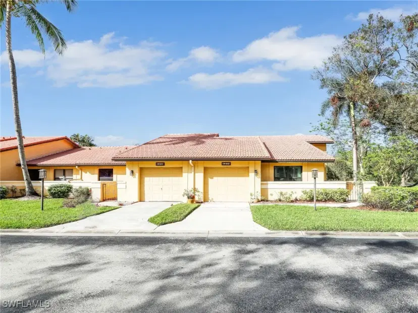 Picture of 5348 Governors Dr, Fort Myers FL 33907