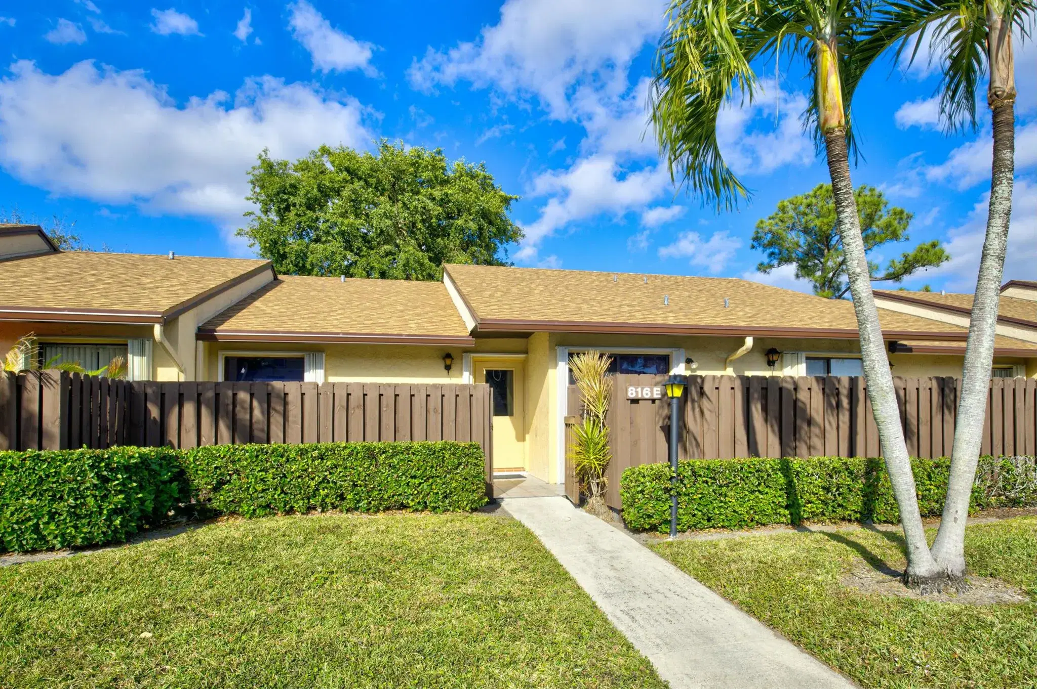 Picture of 816 Sky Pine Way E, Greenacres, FL 33415