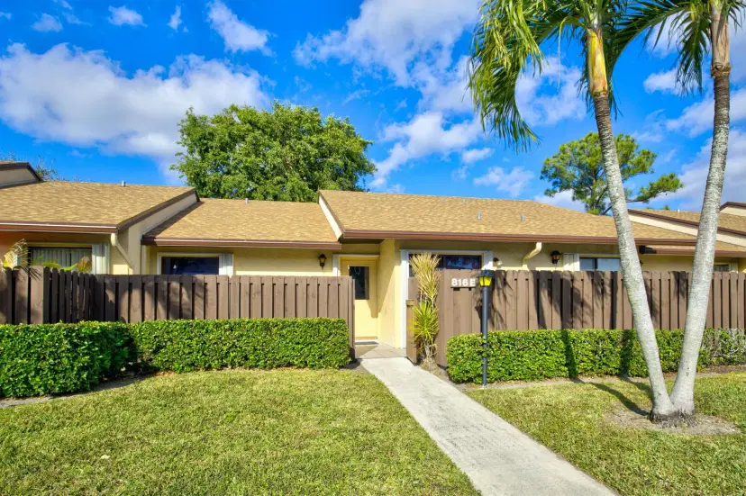 Picture of 816 Sky Pine Way E, Greenacres FL 33415