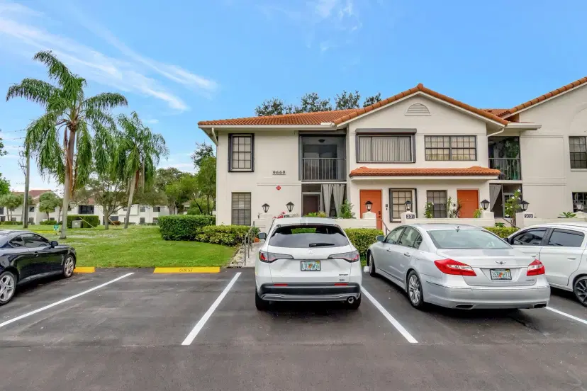 Picture of 9668 Sills Drive 101, Boynton Beach FL 33437