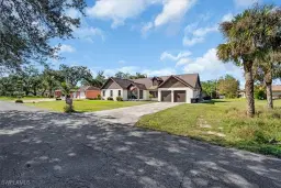 Picture of 321 Cleveland Ave, Lehigh Acres, FL 33936