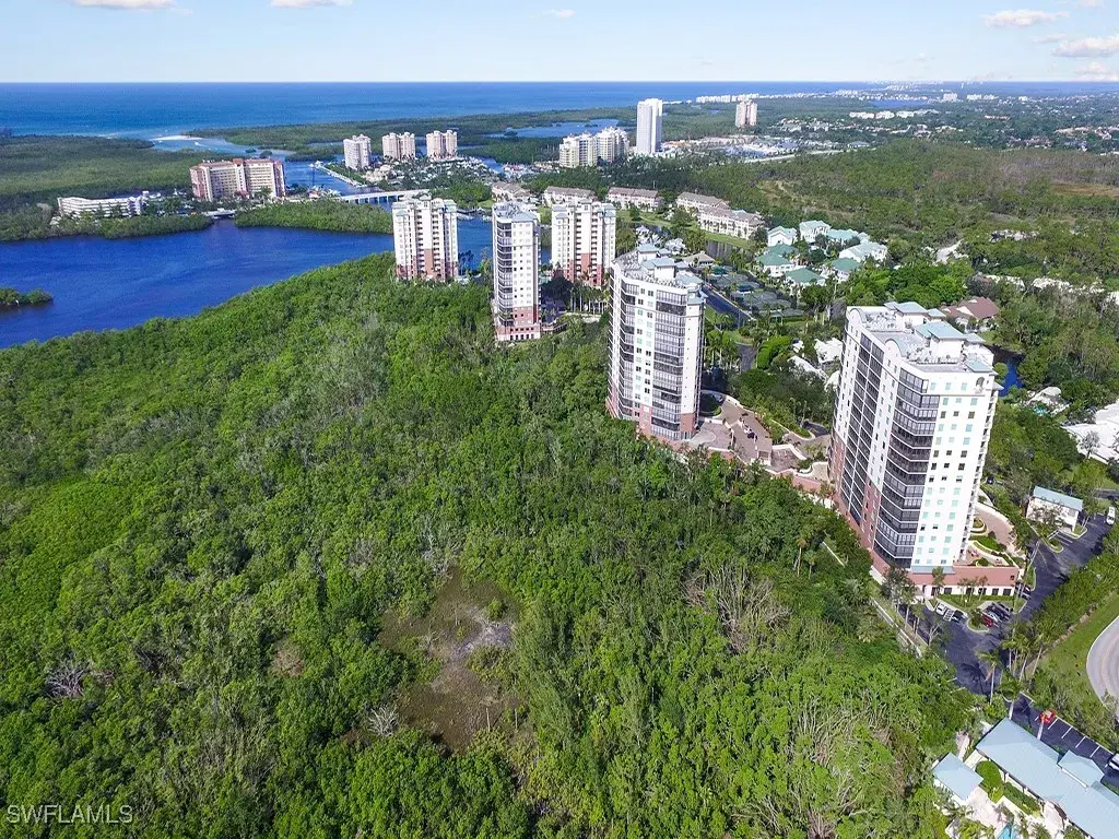 Picture of 455 Cove Tower Dr 903, Naples, FL 34110