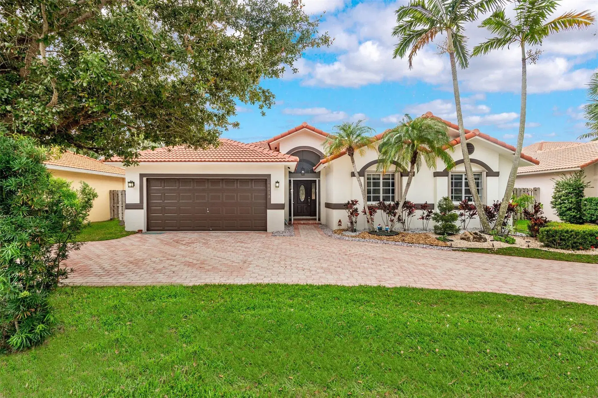 Picture of 16858 Crestview Ln, Weston, FL 33326