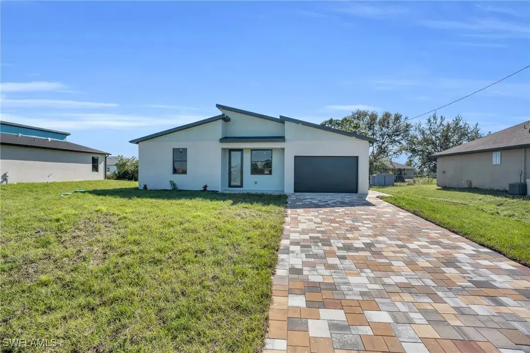 Picture of 3703 18Th St Sw, Lehigh Acres, FL 33976