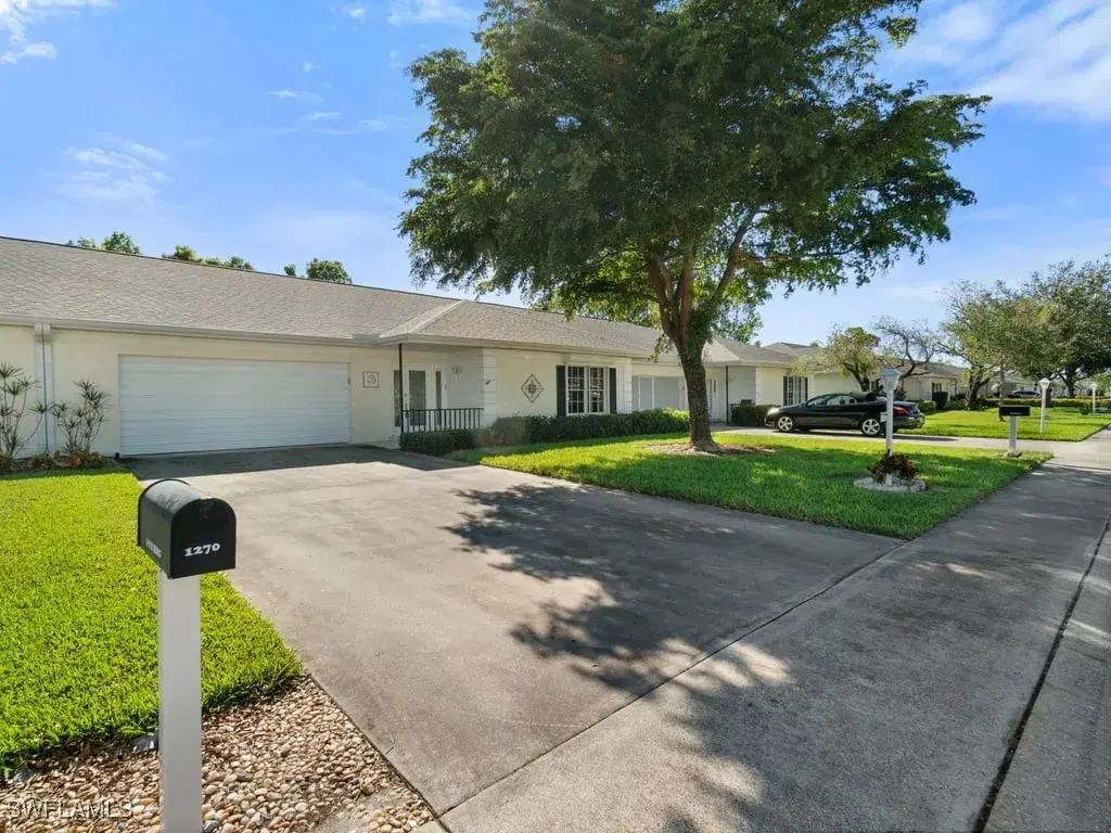 Picture of 1270 Medinah Dr, Fort Myers, FL 33919