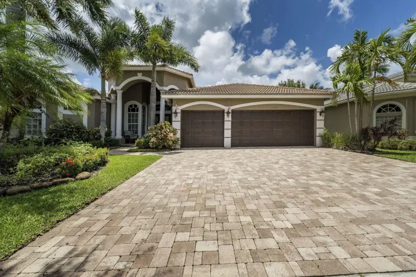 Picture of 10248 Oak Meadow Lane, Lake Worth FL 33449