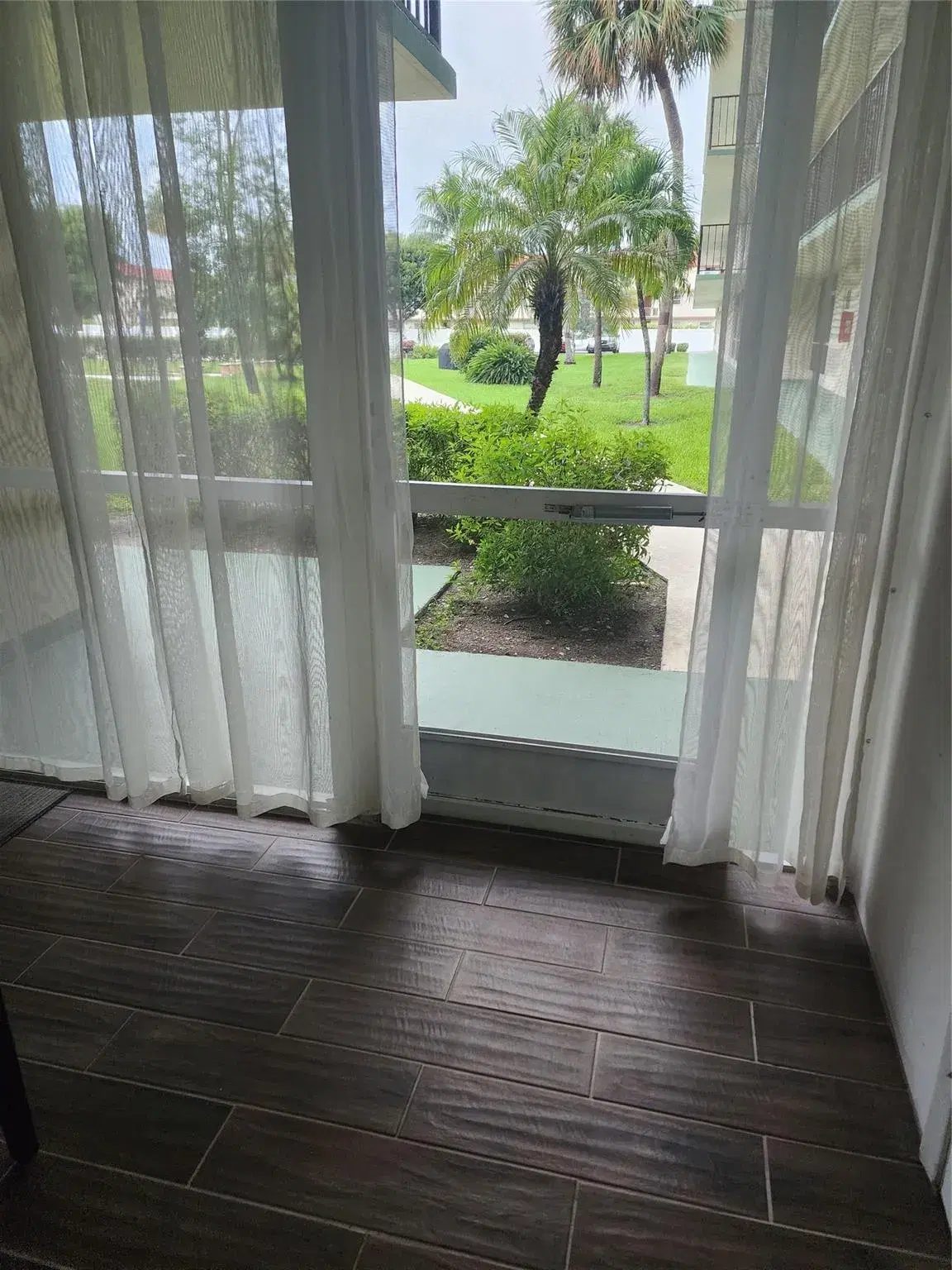 Picture of 804 SE 7Th St 101, Deerfield Beach, FL 33441