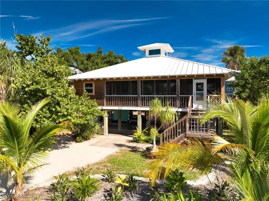 Picture of 211 White Pelican Dr, Upper Captiva, FL 33924