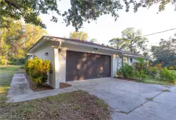 Picture of 14380 Orange River Rd, Fort Myers, FL 33905