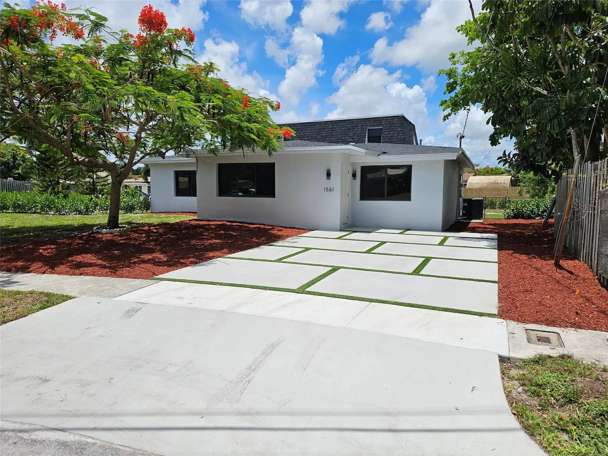 Picture of 1561 SW 23Rd Ave, Fort Lauderdale, FL 33312